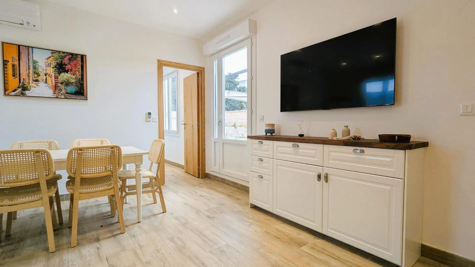 Apartment Penthouse With Large Terrace Near Beaches Toulon